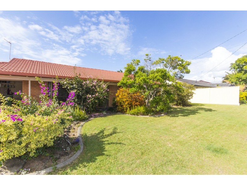 21 harran street, Southport QLD 4215