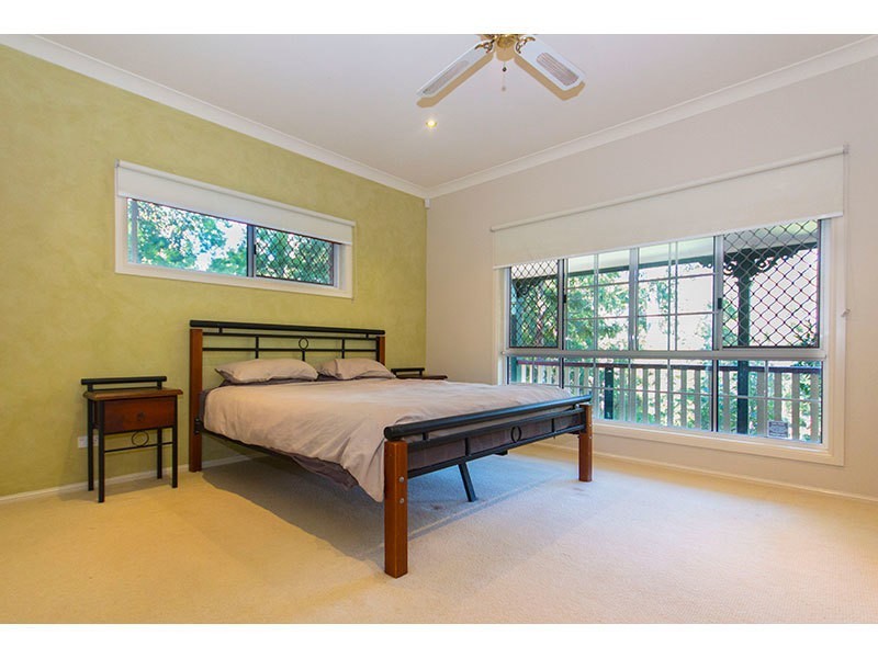 88 Crane Crescent, Nerang QLD 4211