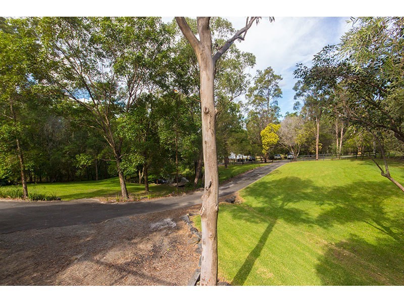 88 Crane Crescent, Nerang QLD 4211
