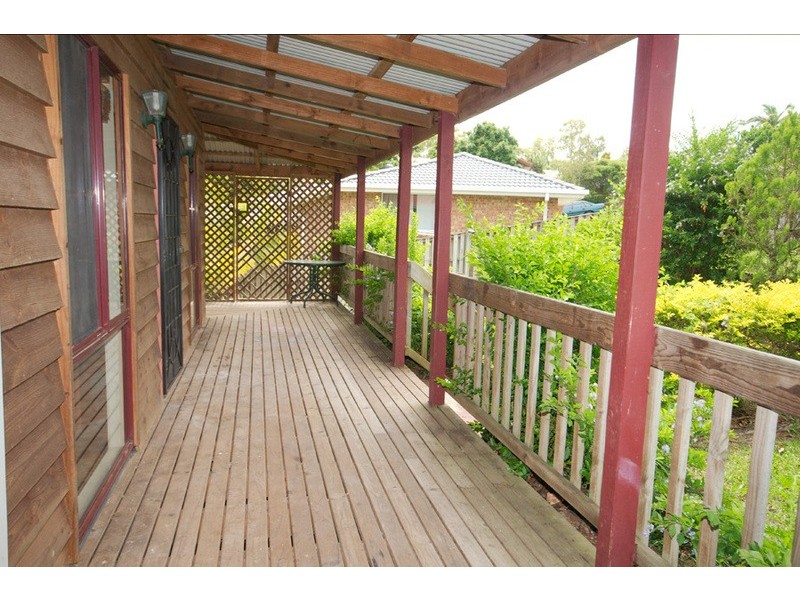 15 Austral Crescent, Pacific Pines QLD 4211