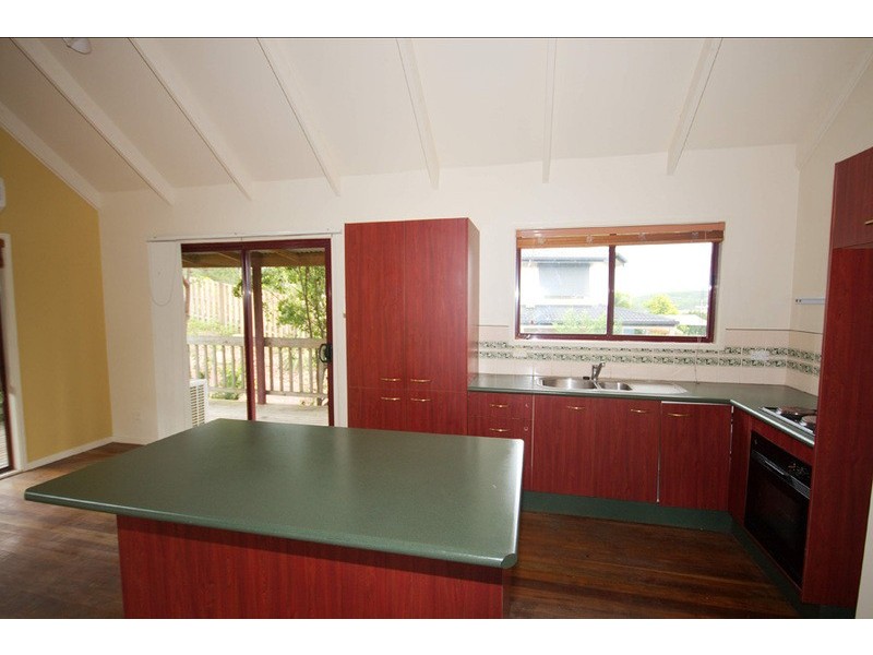 15 Austral Crescent, Pacific Pines QLD 4211