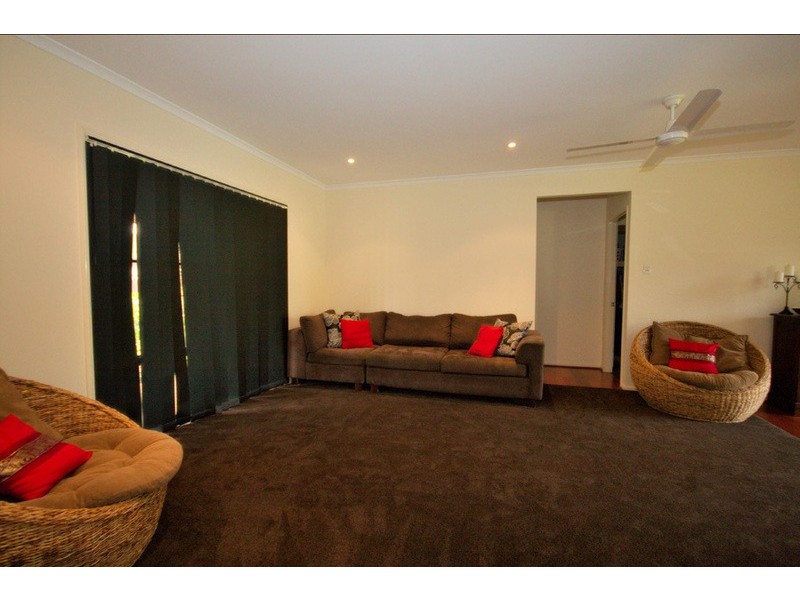 6 Lookout Place, Mount Nathan QLD 4211