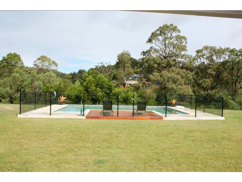 6 Lookout Place, Mount Nathan QLD 4211