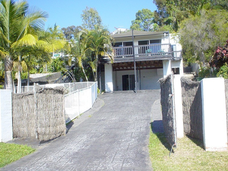 124 Plateau Crescent, Carrara QLD 4211