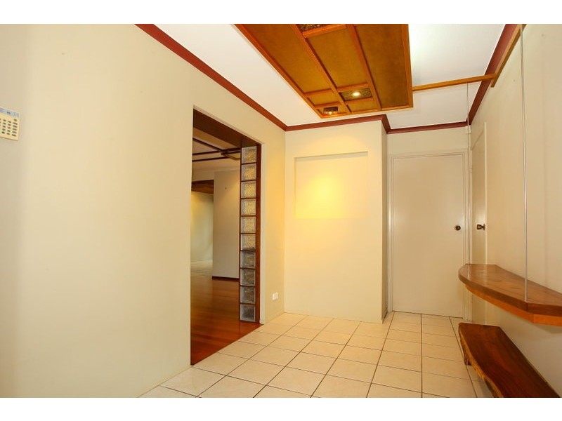 6 Nerang-Broadbeach Road, Nerang QLD 4211
