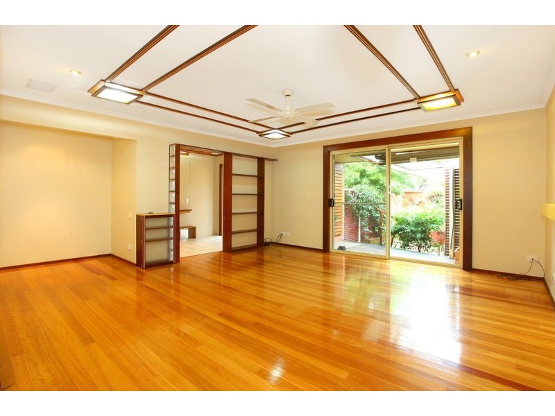 6 Nerang-Broadbeach Road, Nerang QLD 4211