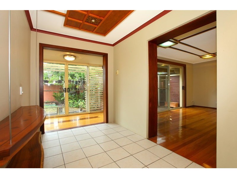 6 Nerang-Broadbeach Road, Nerang QLD 4211