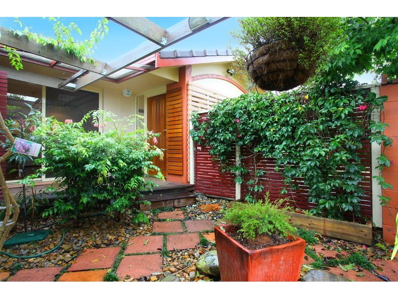 6 Nerang-Broadbeach Road, Nerang QLD 4211