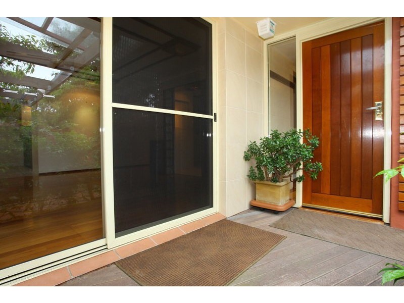 6 Nerang-Broadbeach Road, Nerang QLD 4211