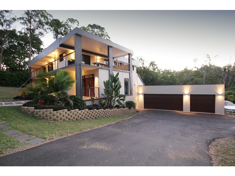 2 Narrabri Court, Gaven QLD 4211