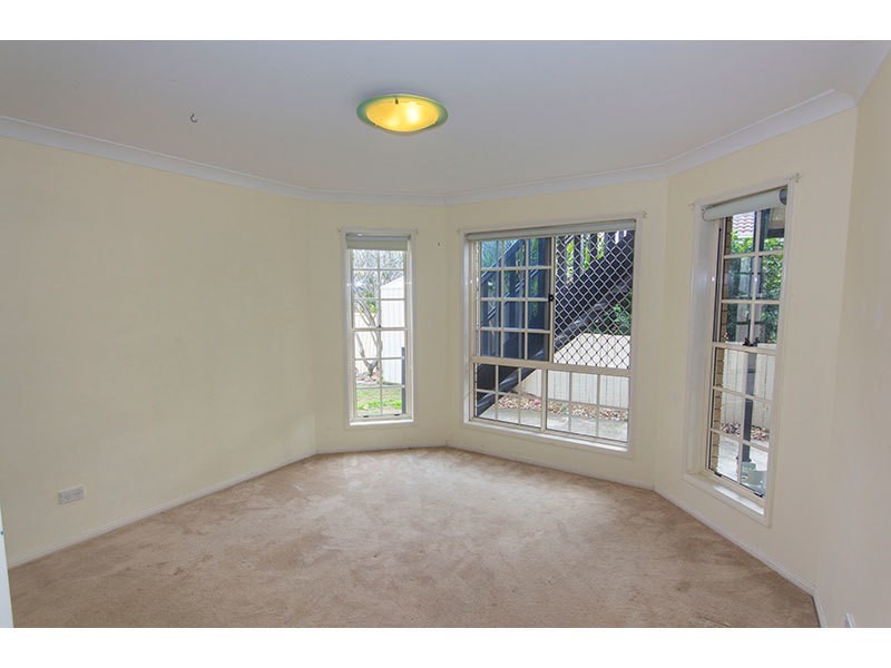 2 Ramada Place, Highland Park QLD 4211