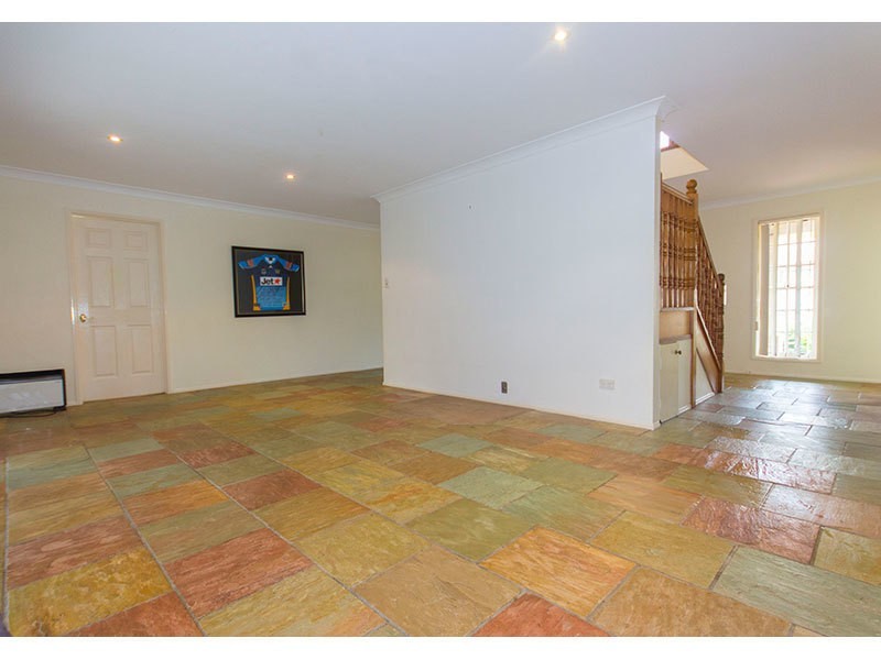 2 Ramada Place, Highland Park QLD 4211