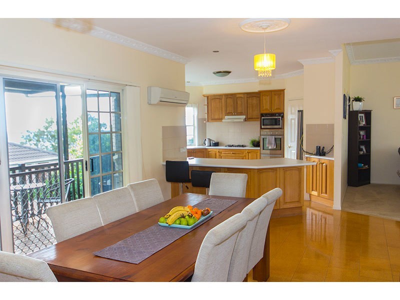 2 Ramada Place, Highland Park QLD 4211