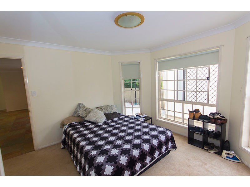 2 Ramada Place, Highland Park QLD 4211