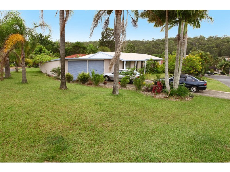 5 Ludong Street, Nerang QLD 4211