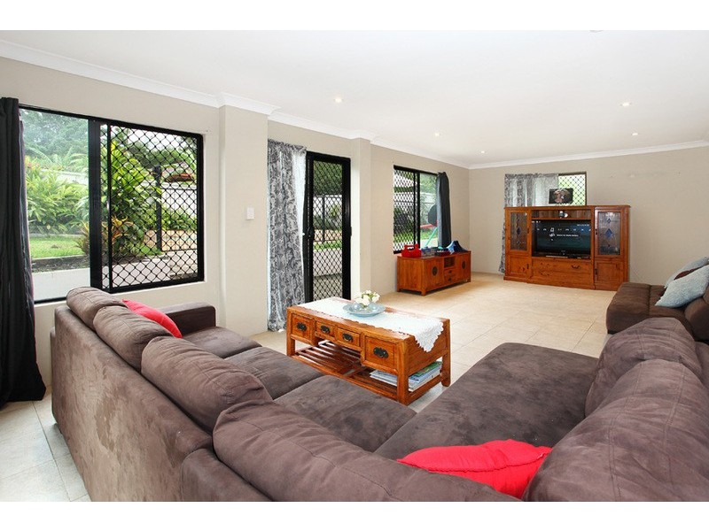 5 Ludong Street, Nerang QLD 4211