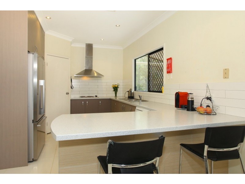 37 Gershwin Court, Nerang QLD 4211