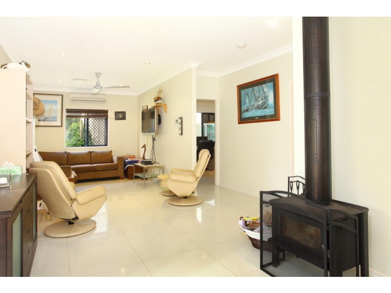37 Gershwin Court, Nerang QLD 4211