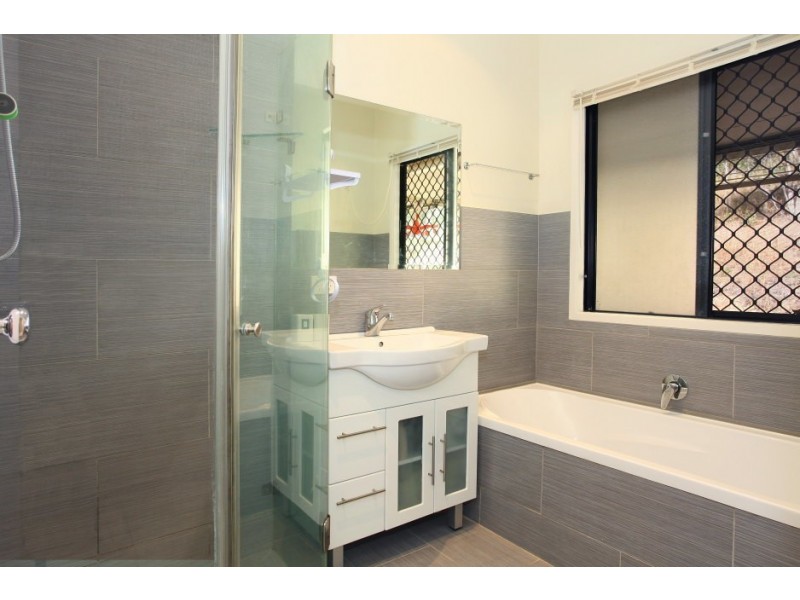 37 Gershwin Court, Nerang QLD 4211