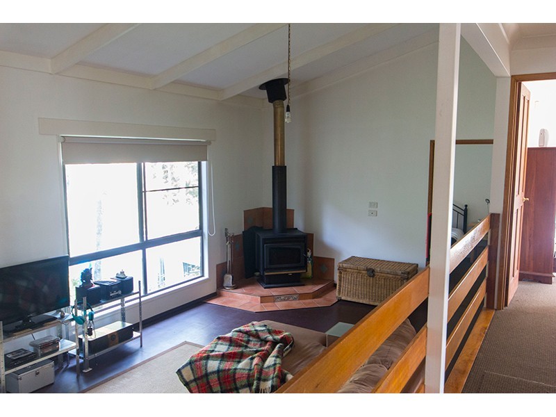 93 North Road, Lower Beechmont QLD 4211