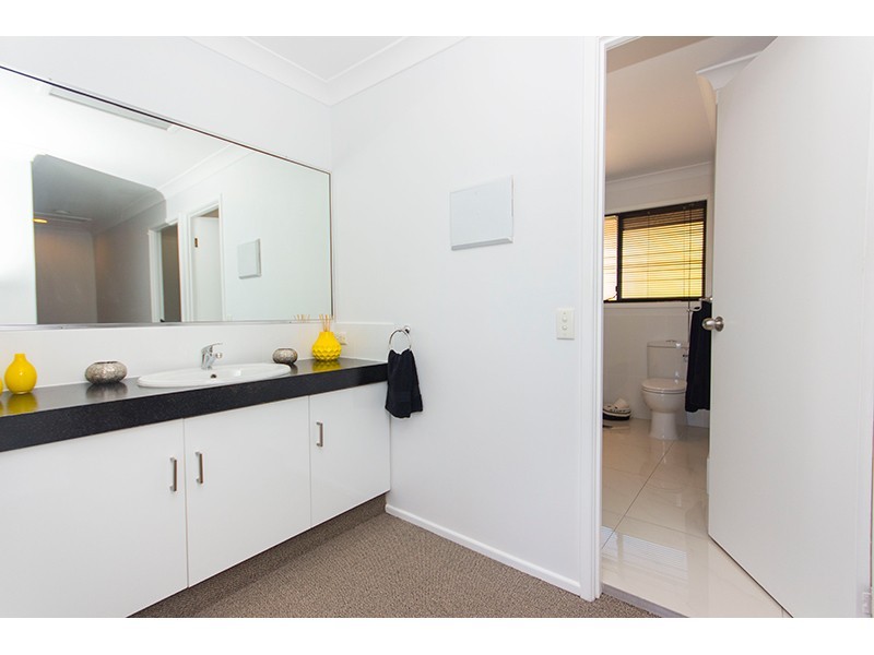 14/11 Balfour Crescent, Highland Park QLD 4211