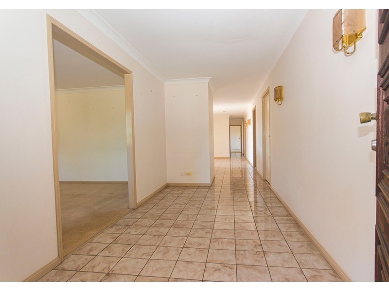 52 Marble Drive, Carrara QLD 4211