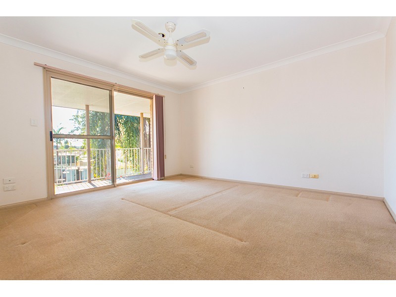 52 Marble Drive, Carrara QLD 4211