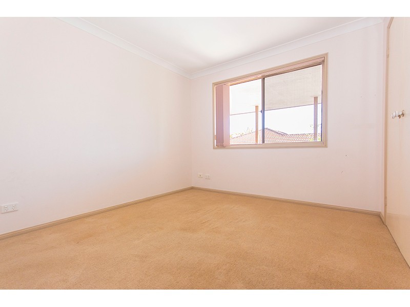 52 Marble Drive, Carrara QLD 4211