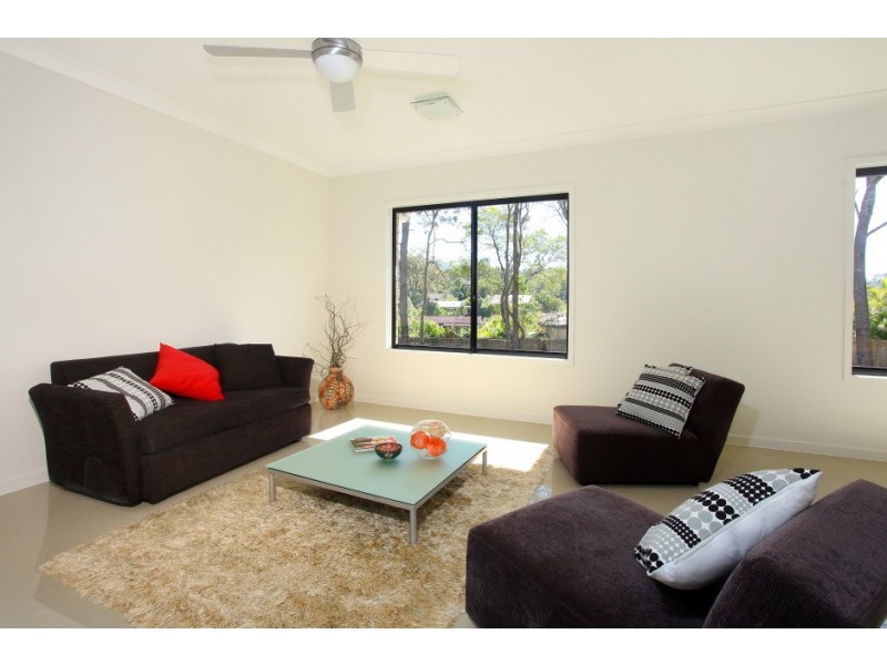 15B Maroong Crescent, Nerang QLD 4211