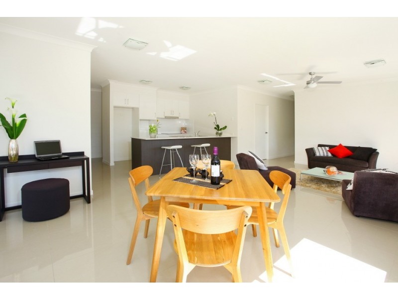 15B Maroong Crescent, Nerang QLD 4211