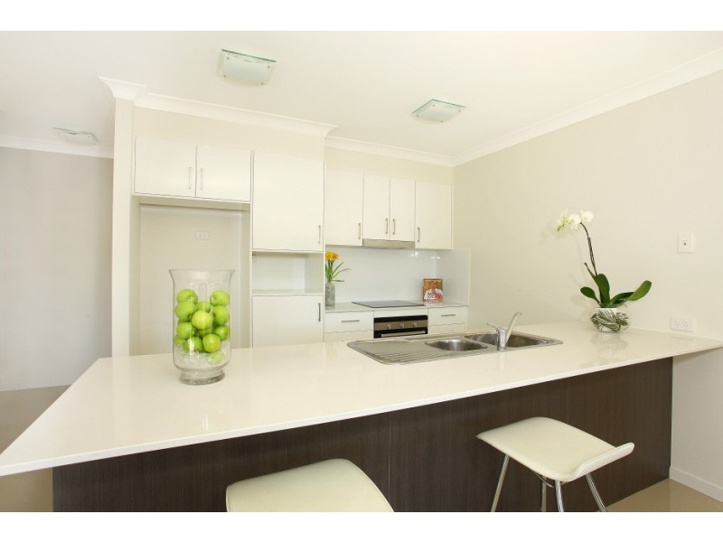 15B Maroong Crescent, Nerang QLD 4211