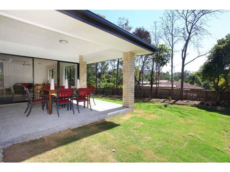 15B Maroong Crescent, Nerang QLD 4211