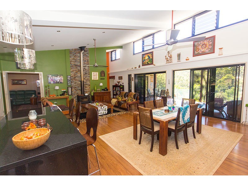 61 Akoonah Drive, Beechmont QLD 4211