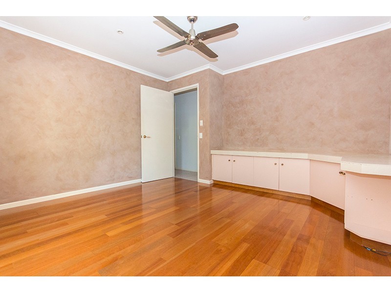 71 Chisholm Road, Carrara QLD 4211