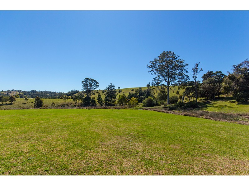 19-23 Acacia Court, Beechmont QLD 4211