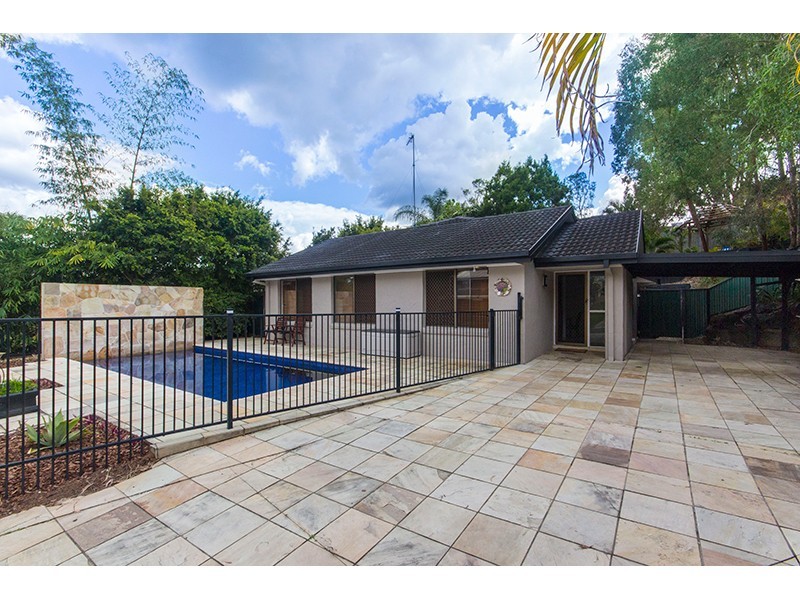 6 Ivy Street, Carrara QLD 4211