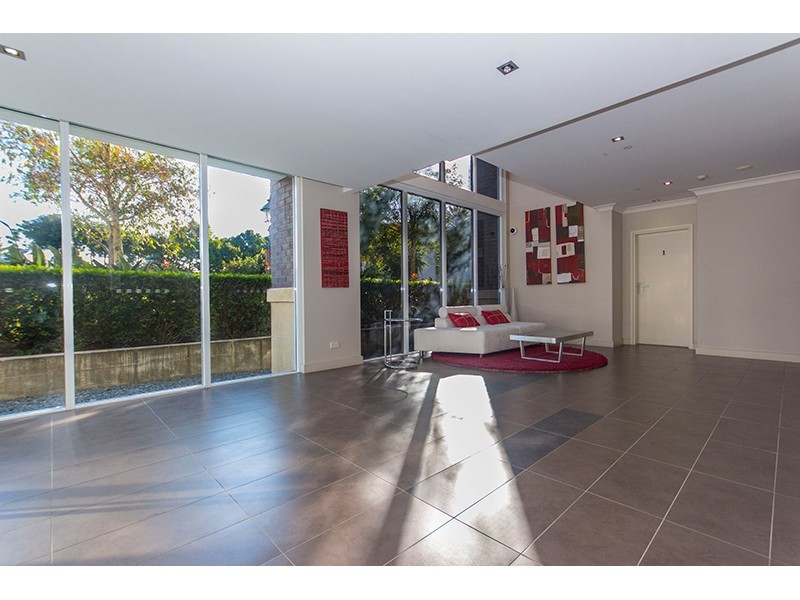 4007/3027 The Boulevard, Carrara QLD 4211