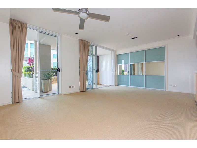4007/3027 The Boulevard, Carrara QLD 4211