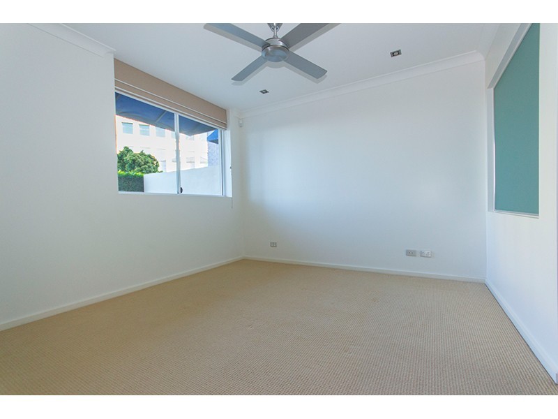 4007/3027 The Boulevard, Carrara QLD 4211