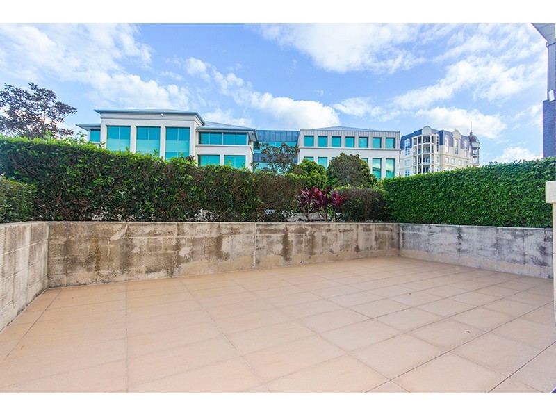 4007/3027 The Boulevard, Carrara QLD 4211