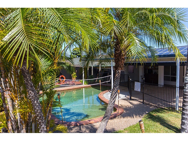 7 Aberdeen Court, Highland Park QLD 4211