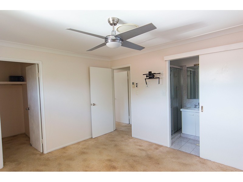 7 Aberdeen Court, Highland Park QLD 4211