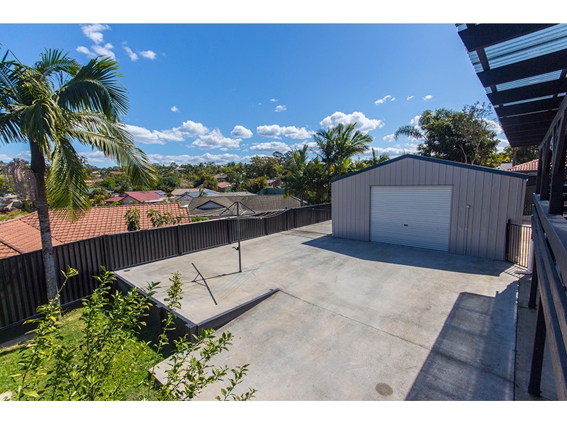 7 Aberdeen Court, Highland Park QLD 4211