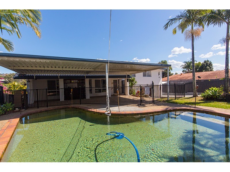 7 Aberdeen Court, Highland Park QLD 4211