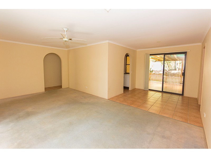 8 Tiley Court, Highland Park QLD 4211