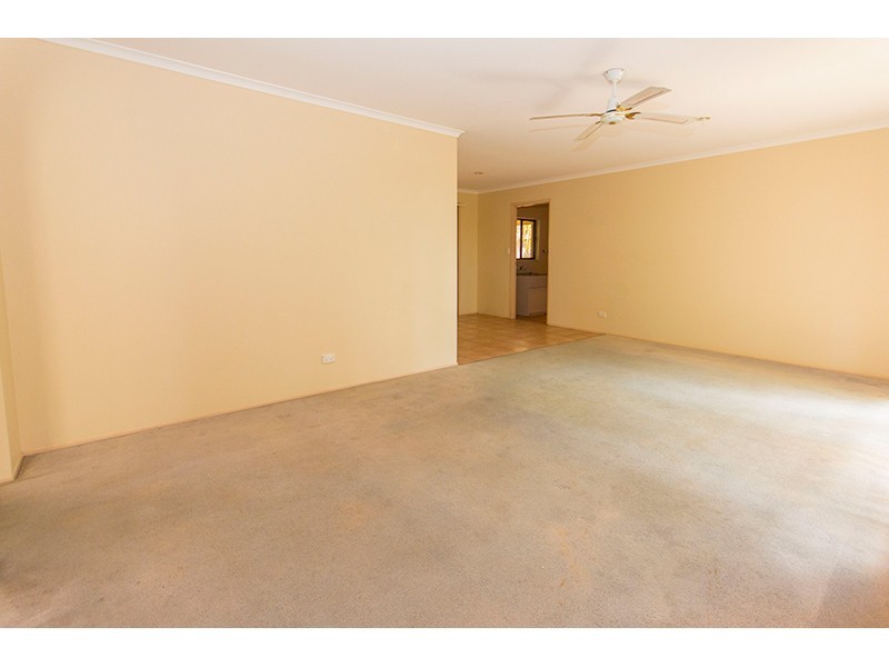 8 Tiley Court, Highland Park QLD 4211