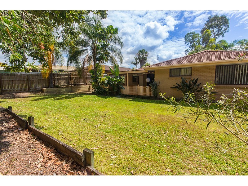 8 Tiley Court, Highland Park QLD 4211