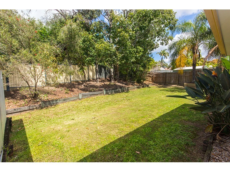 8 Tiley Court, Highland Park QLD 4211
