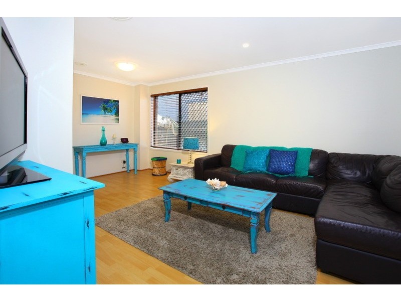 15 Tara Vista Boulevard, Highland Park QLD 4211