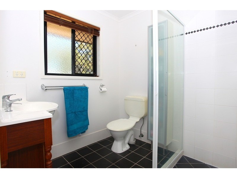 15 Tara Vista Boulevard, Highland Park QLD 4211
